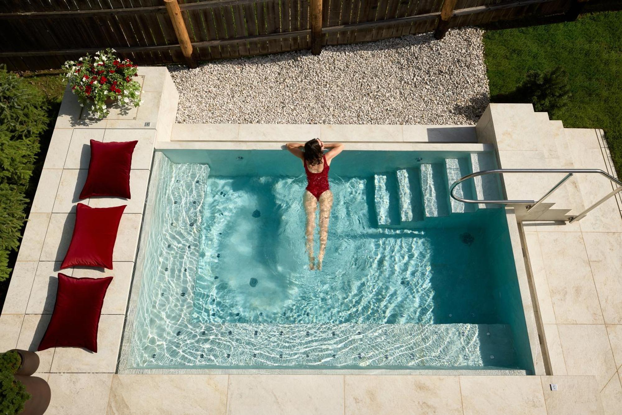 Des Alpes Hotel 3*